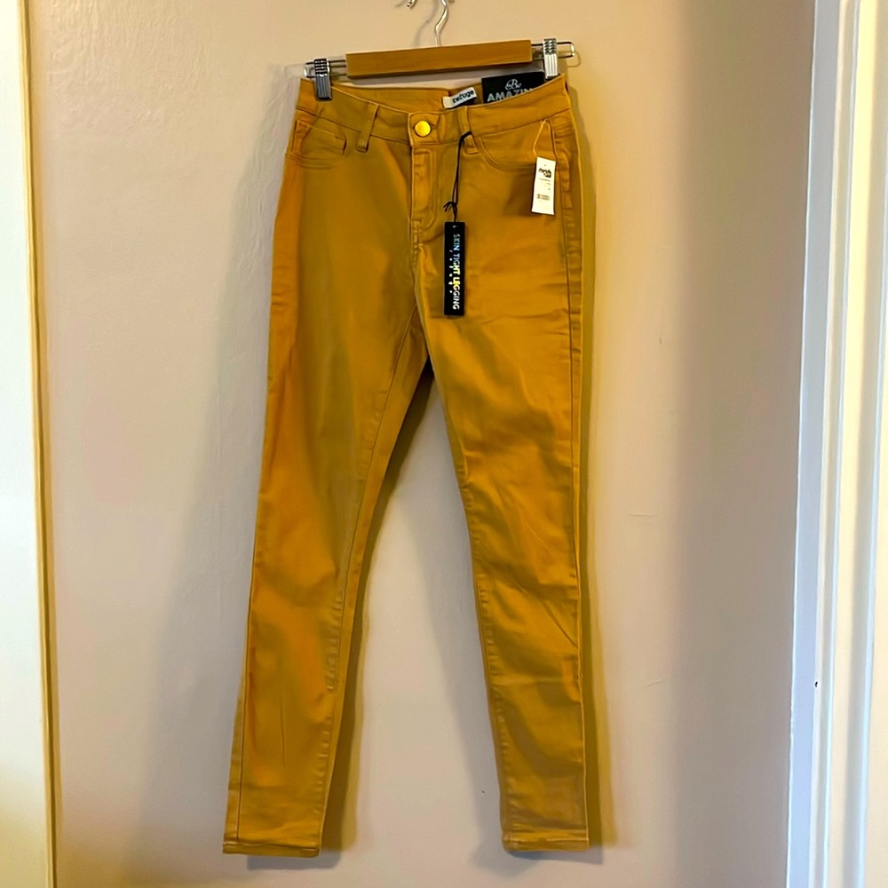 NWT refuge Skin Tight Jean Style Leggings Gold Yellow 2